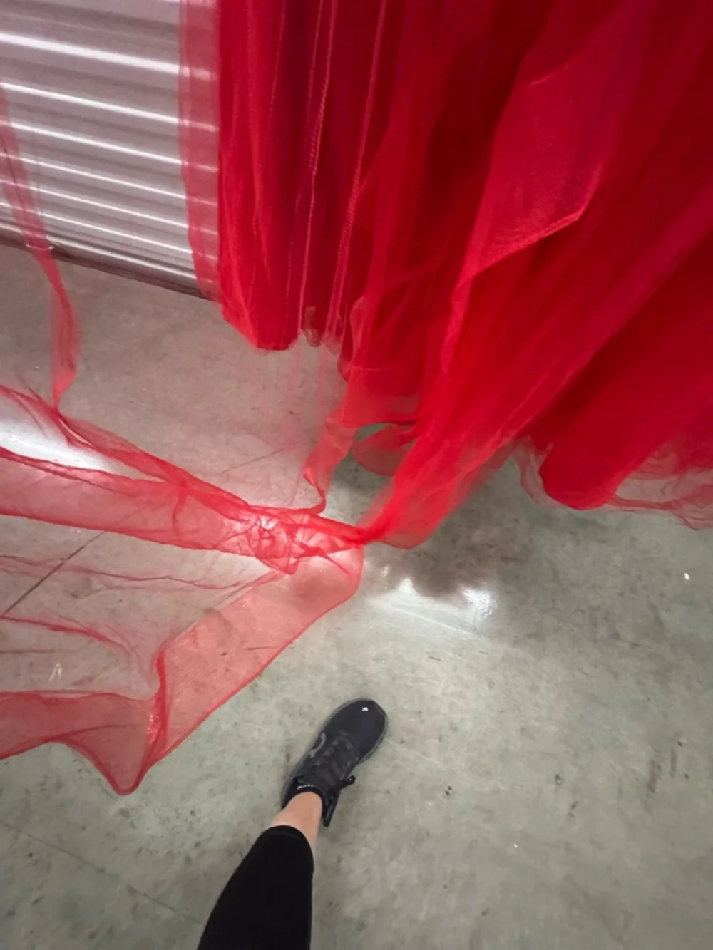 Glamour by Terani Red High-Low Tulle Gown – Size 6 - Picture 6 of 13